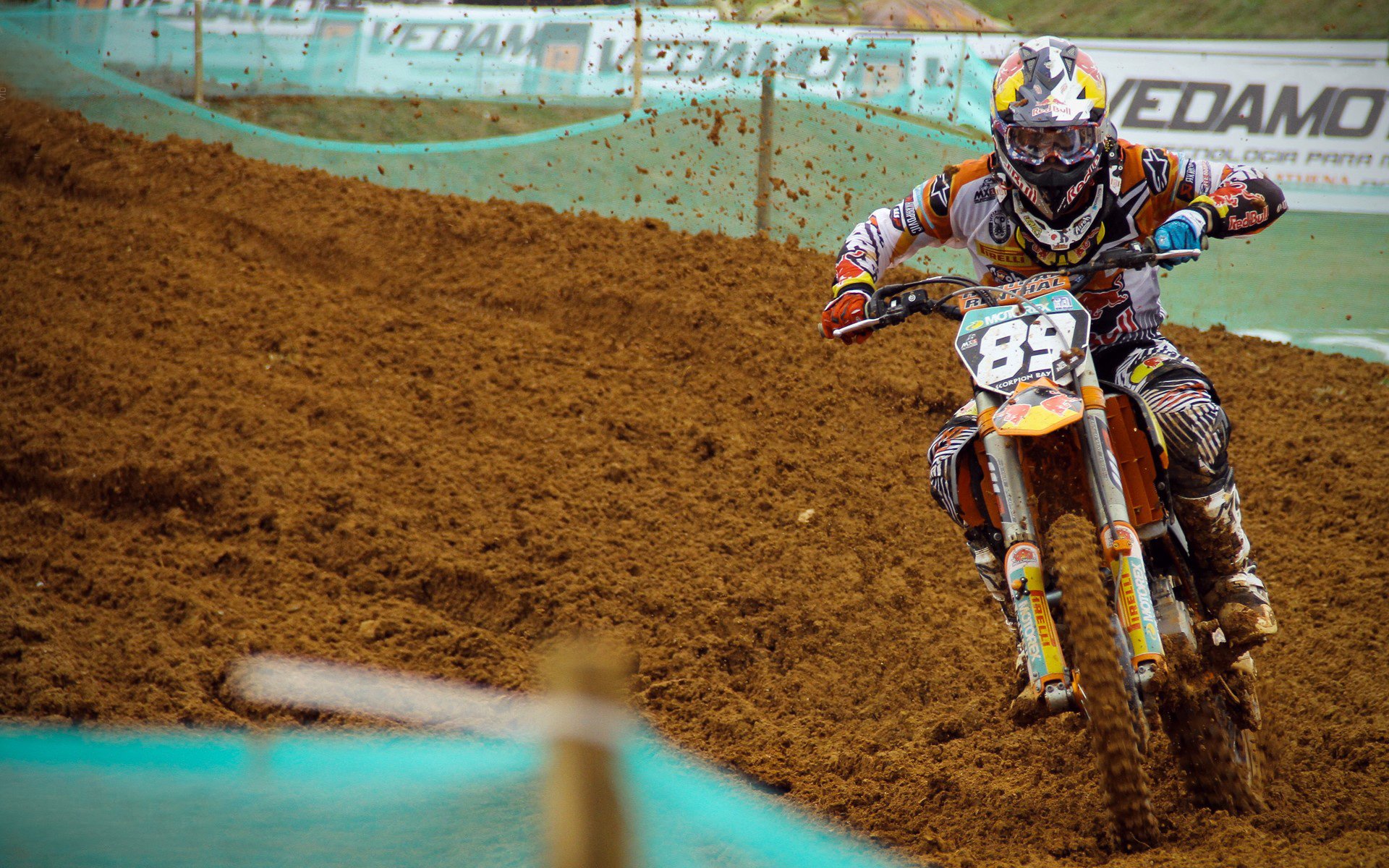 mk体育-游泳节奏控制意识强化，表现稳定，游泳技术动作