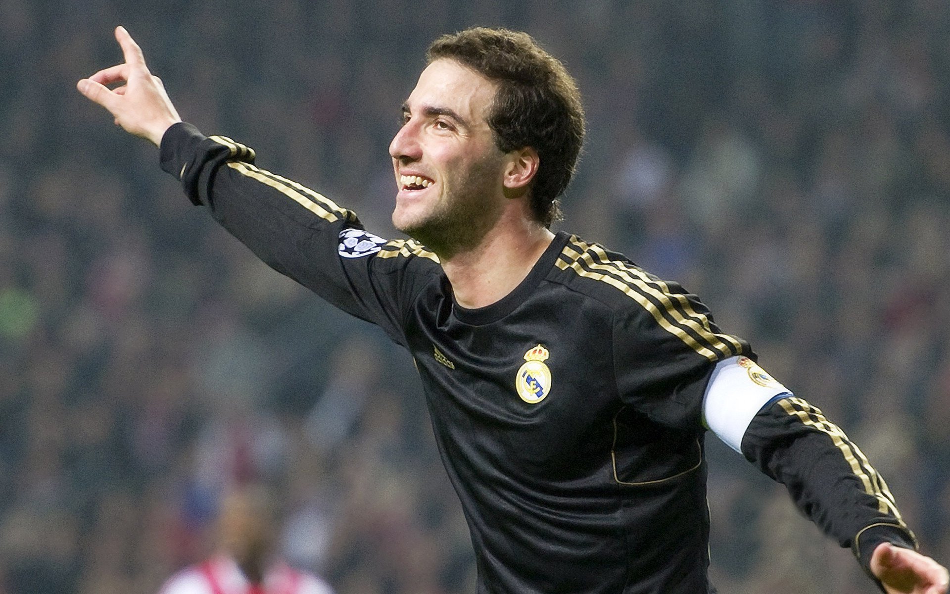 mk体育官网入口-中国足球联赛管办分离试点成效与挑战，中国足球管理机构